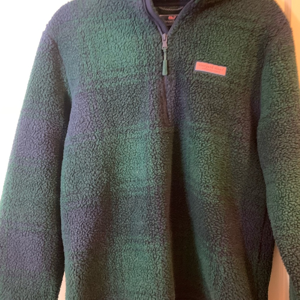 Vineyard Vines Blackwatch plaid fleece 1/4 zip, Men’s M
